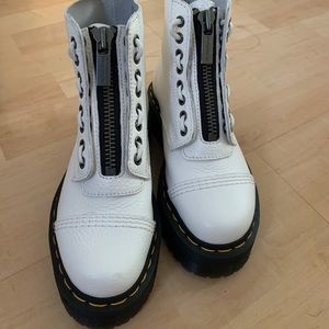WHITE DR MARTEN SINCLAIR PLATFORM BOOTS SIZE 5